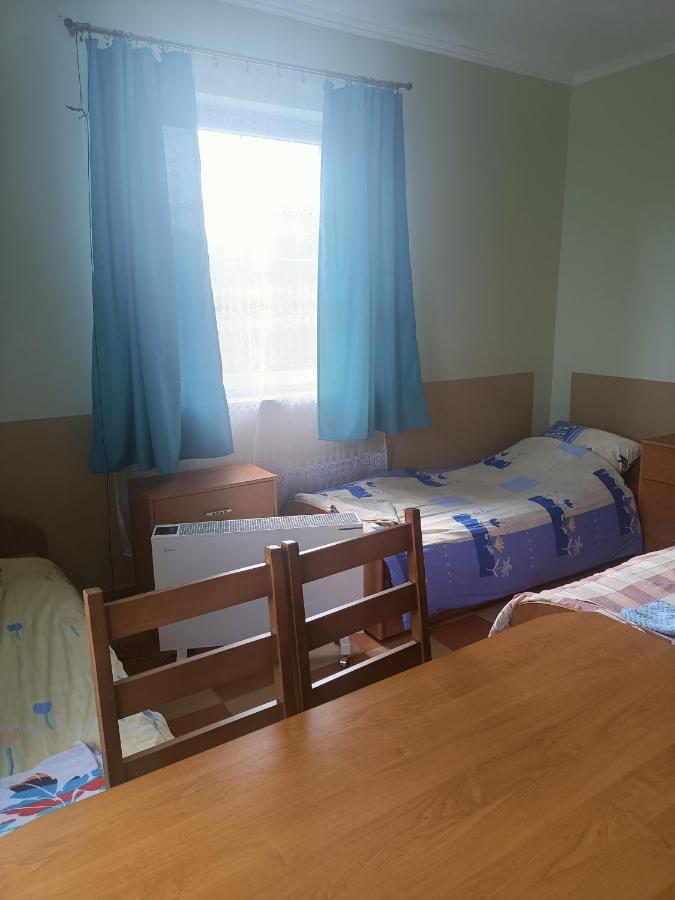 Gosciniec Hotel Bobliwo Buitenkant foto