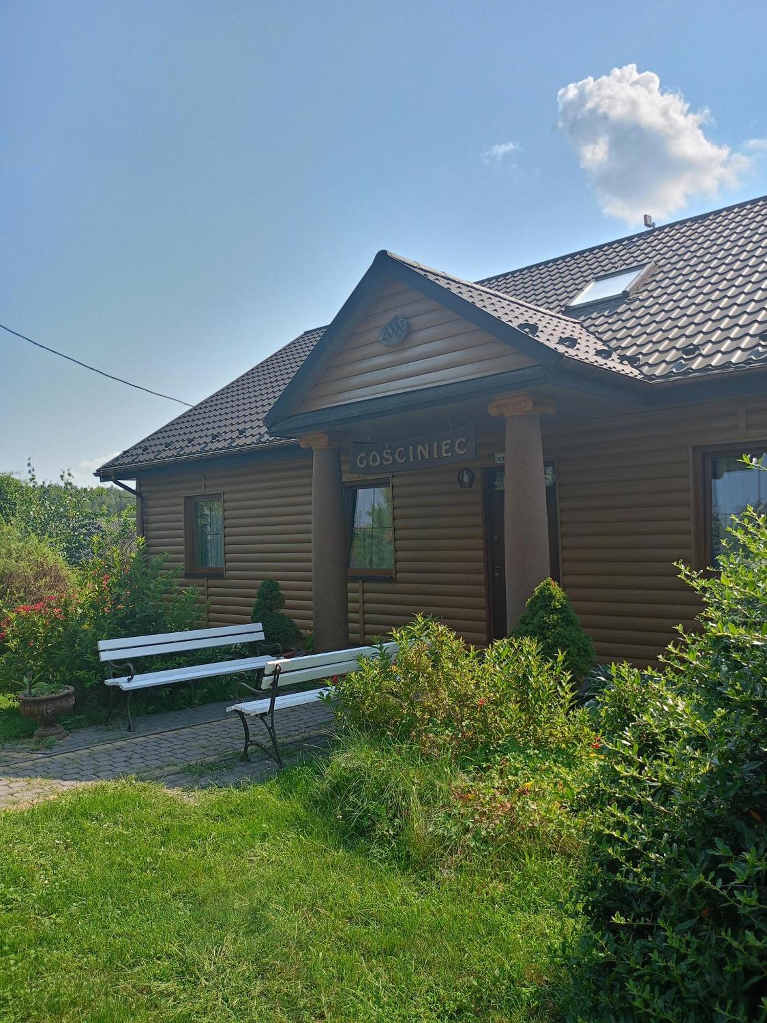 Gosciniec Hotel Bobliwo Buitenkant foto